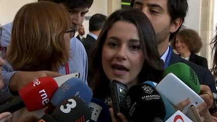 Arrimadas acusa a Podemos de ser "el salvavidas, el oxígeno y la muleta" del secesionismo en Cataluña