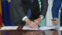 Rajoy y Nueva Canarias firman el acuerdo para aprobar los Presupuestos Generales 2017