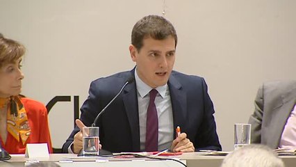"Entre no hacer nada en 40 años y presentar mociones de censura cada cuarto de hora, Ciudadanos es un término medio"