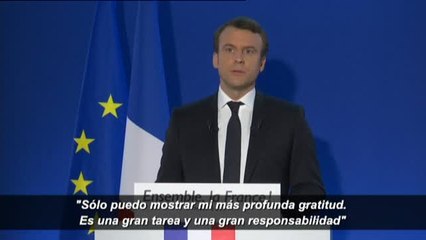 Emmanuel Macron: "Es nuestra civilización la que está en juego"