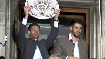 Xabi Alonso dice adiós al fútbol