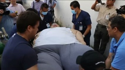 El hombre más obeso del mundo, preparado para perder peso en el quirófano
