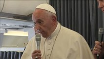 El Papa asegura que hablará de paz con Donald Trump