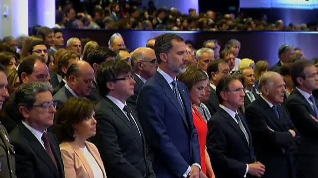 El rey muestra sus condolencias al pueblo británico por el terrible atentado de Manchester