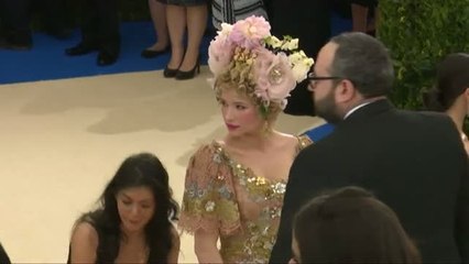 La moda más excéntrica se pasea por la alfombra de la gala del MET