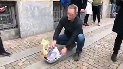 Danimarka'da Kuranı Kerime büyük saygısızlık