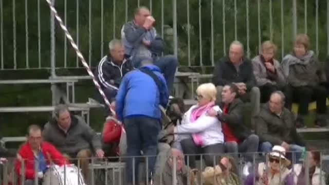 Condenan a una multa a los agresores de dos animalistas en unos 'correbous' en Tarragona