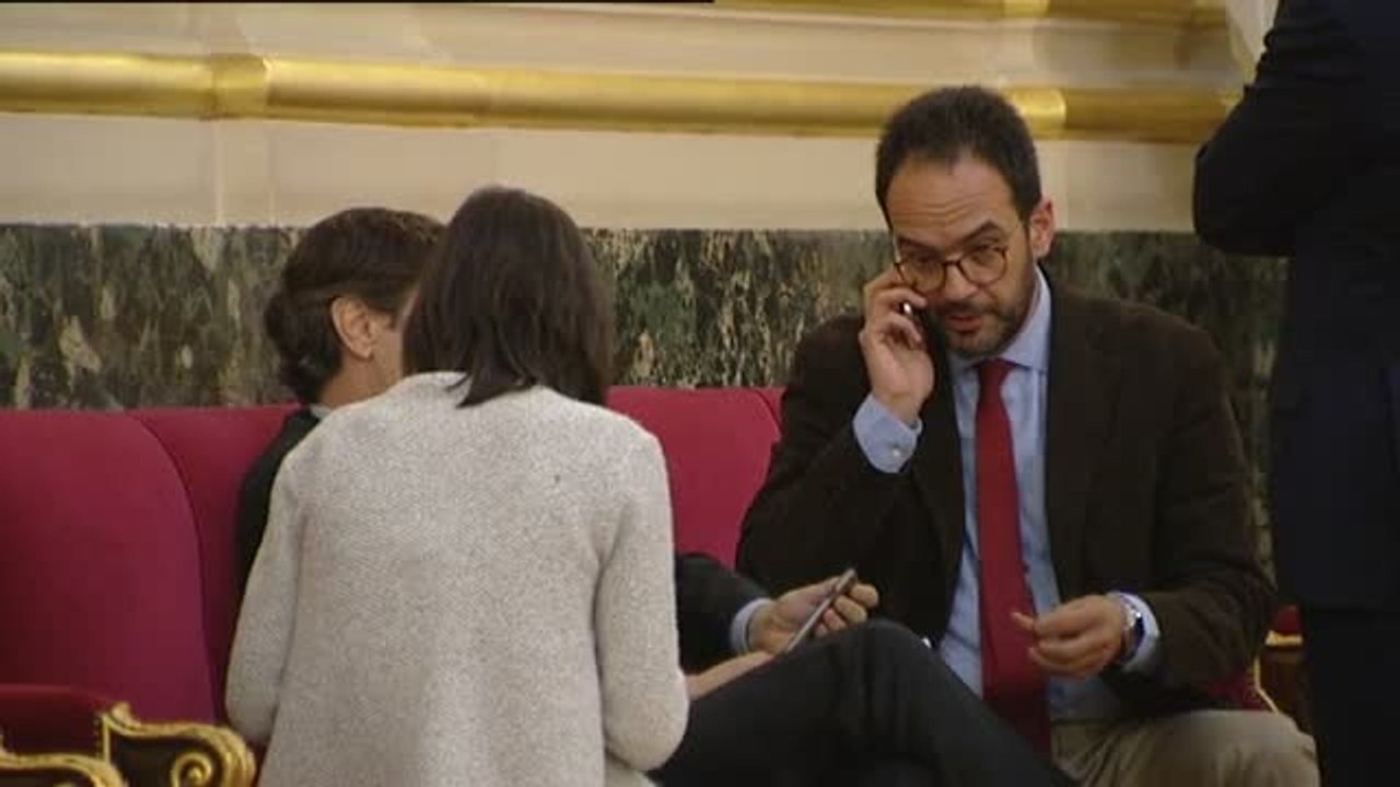 'Guerra de sillones' en el Congreso entre los grupos para constituir las comisiones de investigación