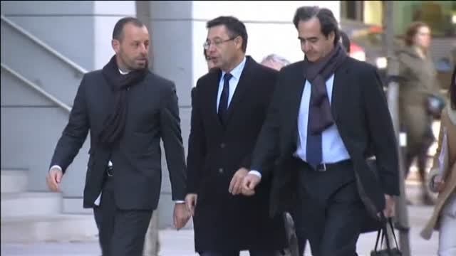 El juez sienta en el banquillo a Neymar, Bartomeu y Rosell