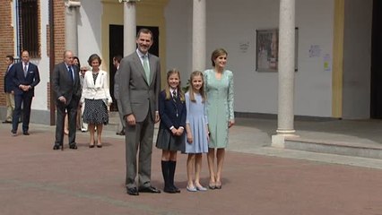 Primera Comunión de la hija pequeña de los Reyes