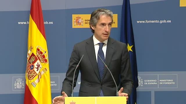 De la Serna asegura que el Gobierno ha hecho todo lo que podía hacer para solucionar el conflicto de la estiba
