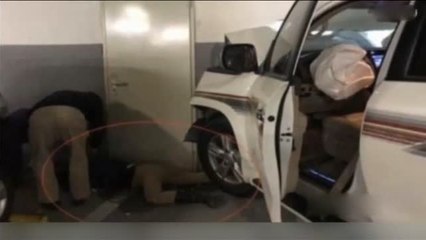 Brutal atropello en un aparcamiento de Pekín