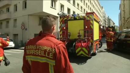 Descargar video: Detenidos dos presuntos terroristas con intención de atentar en la campaña electoral francesa