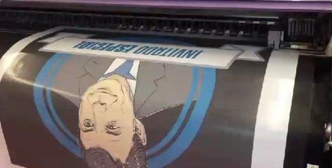 Podemos sacará a la calle al "Invitado Especial" del Tramabús