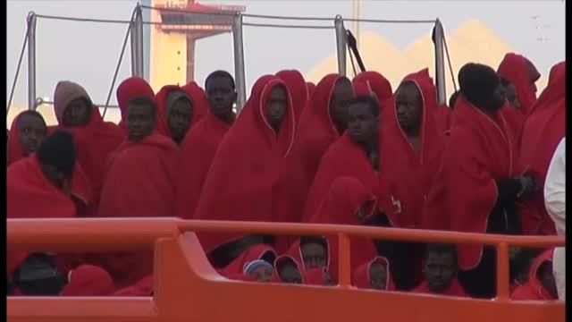 Localizan en Almería tres pateras con 87 inmigrantes