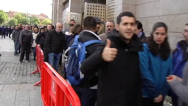 Los aficionados que quieren viajar a Cardiff para la final de la Champions ultiman los detalles