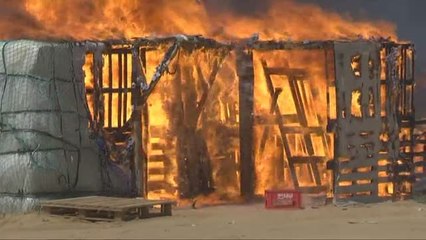 El fuego arrasa las casas de casi 200 inmigrantes en Lepe