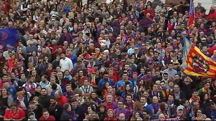 El Levante celebra su ascenso arropado por la afición