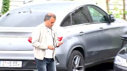 El padre de Marc Bartra espera que le den el alta hoy