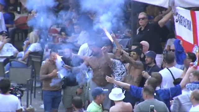 Varios hooligans del Leicester heridos y ocho detenidos en la carga policial de Madrid