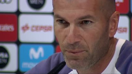 Zidane: "Ahora parece el Barcelona va a ganar la Liga y el Madrid no vale nada, pero yo sé que no es así"