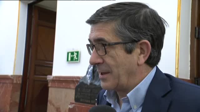 Patxi López pide hacer caso a la Gestora y cumplir las normas