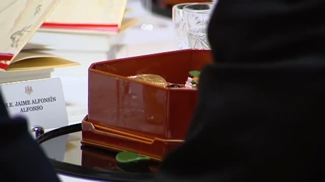 Los reyes firman siete acuerdos económicos con Japón en su segundo día de visita oficial al país