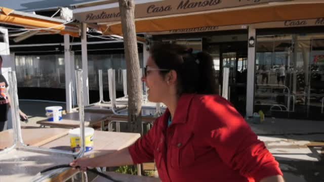 La costa se prepara para recibir a los turistas de Semana Santa