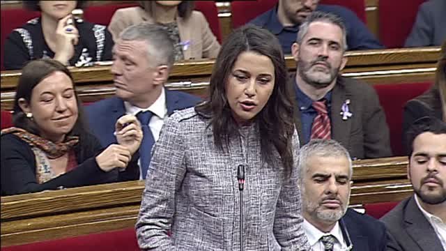 Arrimadas a Puigdemont: cuando los que van a declarar son los 'Bárcenas de Convergencia' no se les ve haciendo manifestaciones en la puerta