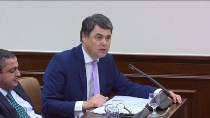 Fernández Díaz se emociona durante su comparecencia en la Comisión de la &#039;Operación Cataluña&#039;