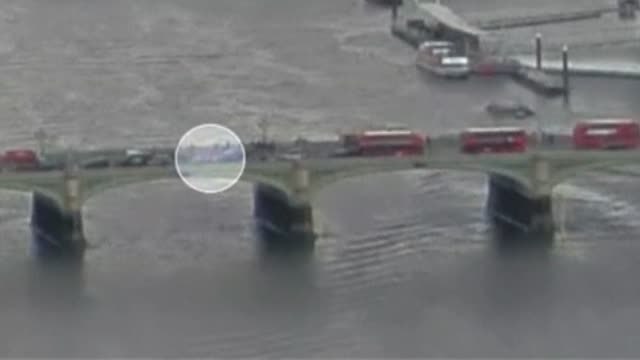 Fallece la joven que saltó al Támesis durante el atentado de Londres