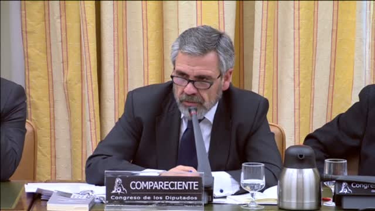 Rufián llama "conspirador, mamporrero y gánster" al exdirector de la oficina antifraude de Cataluña