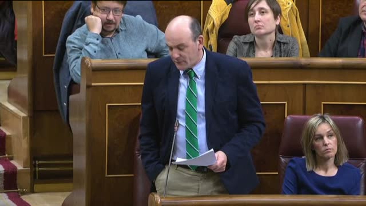 Sanidad y fabricantes de móviles acuerdan el borrado automático en el registro del terminal de las llamadas al 016