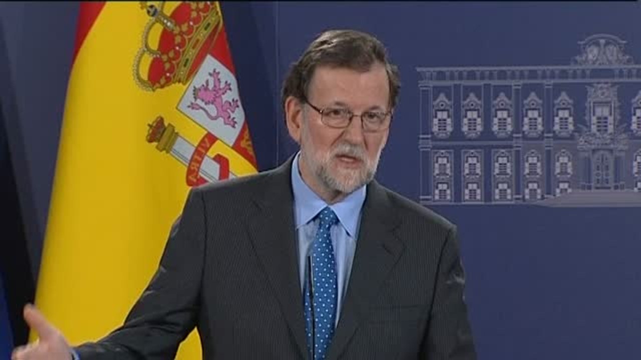 Rajoy asegura que "respetará" la decisión que adopte Ciudadanos ante la moción de censura presentada por el PSOE en Murcia