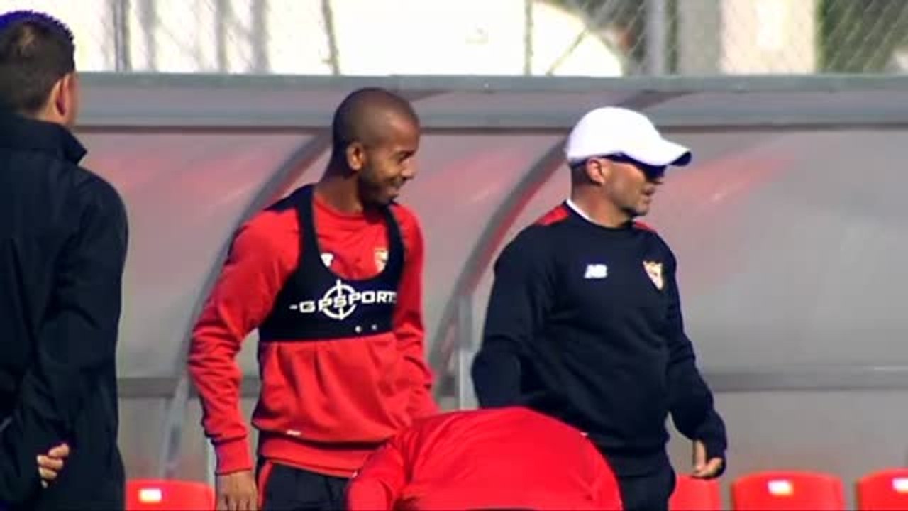 Monchi vuelve al entrenamiento del Sevilla