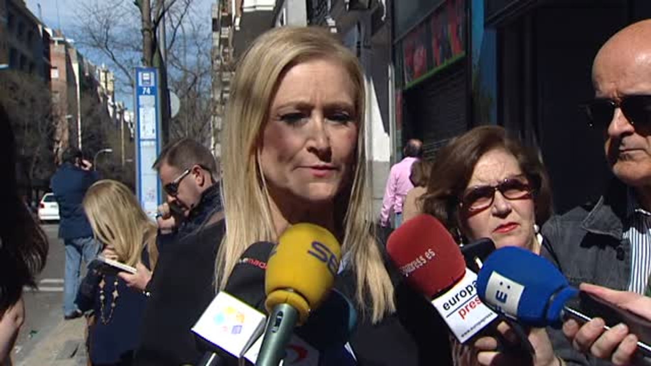 Cristina Cifuentes: "Para mí es preferible el peor PSOE al mejor Podemos"