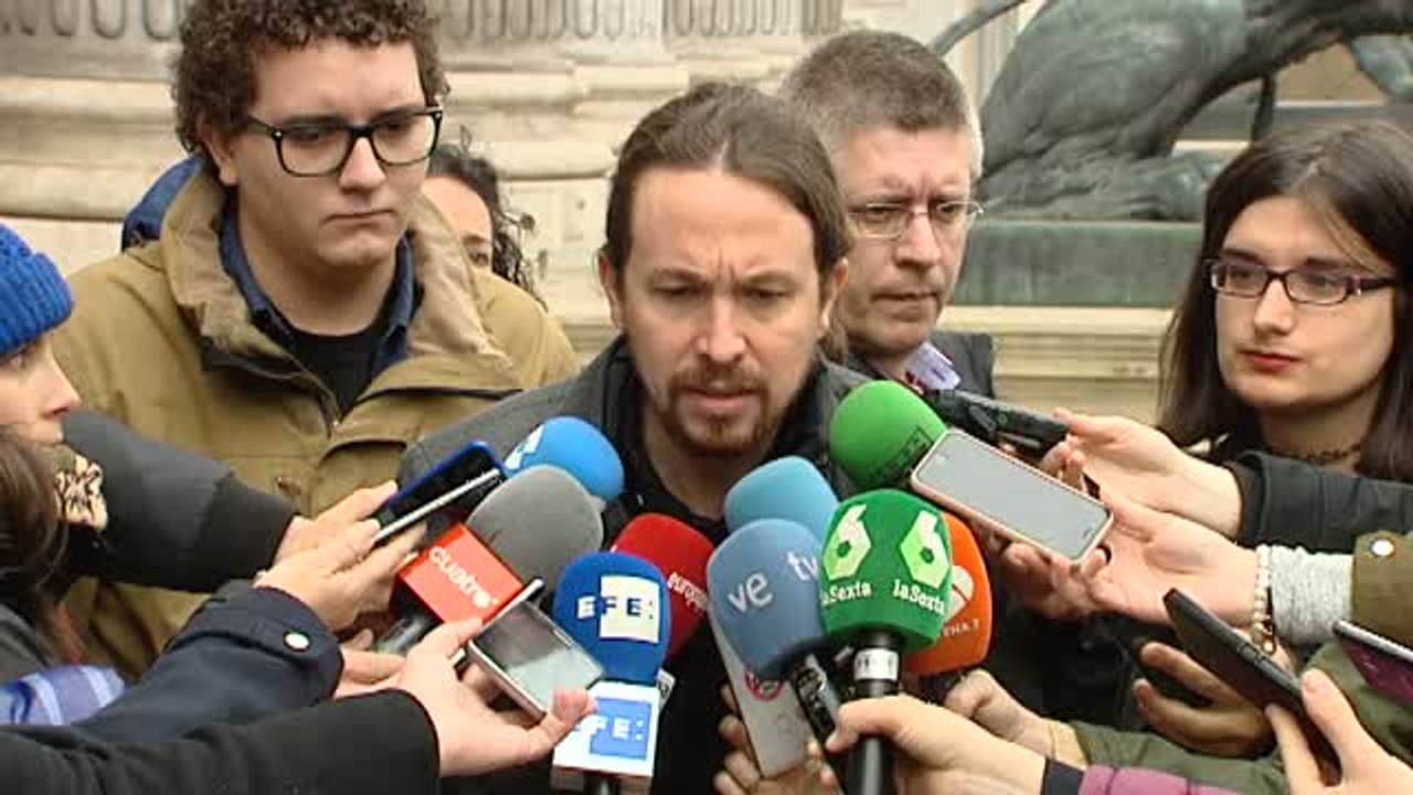 "Es una vergüenza que tengamos ministros mentirosos y alguien pueda ir a la cárcel por hacer un tuit"