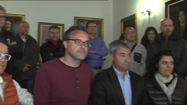 Una veintena de padres comparecen ante los medios para pedir perdón por la pelea que les enfrentó contra el club rival