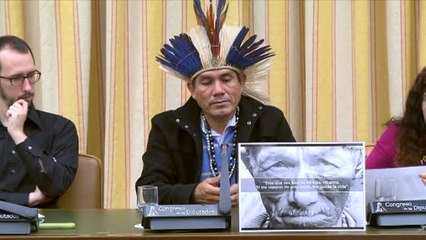 Un guaraní brasileño reclama en el Congreso la demarcación de las tierras indígenas