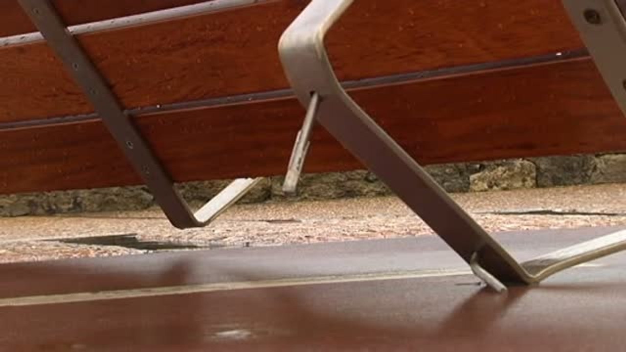 Olas de 9 metros provocan daños en la costa norte peninsular