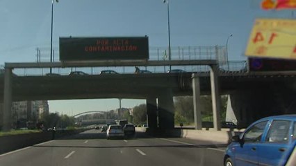 Normalidad casi absoluta en el día de prohibición de aparcar en el centro