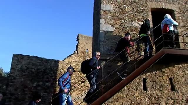 Rechazo en Girona y Celrà a unas maniobras del Ejército