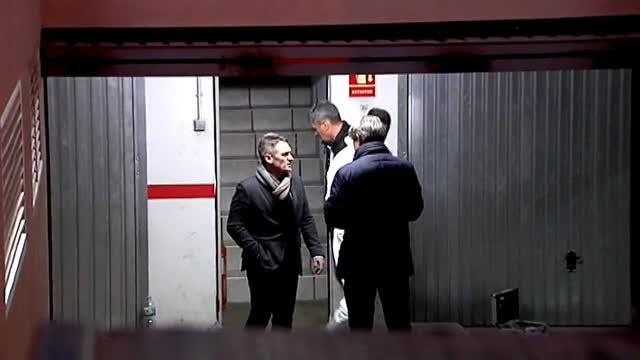 Un hombre mata a tiros a otro e hiere de gravedad a su pareja en un garaje Cartagena