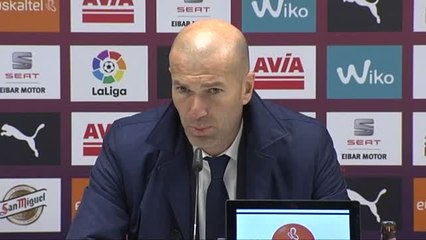 Zidane: "Estoy contento por Benzema, ha estado en los cuatro goles"