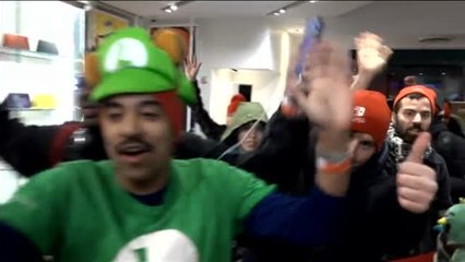 El lanzamiento de la nueva Nintendo Switch desata la locura en EEUU