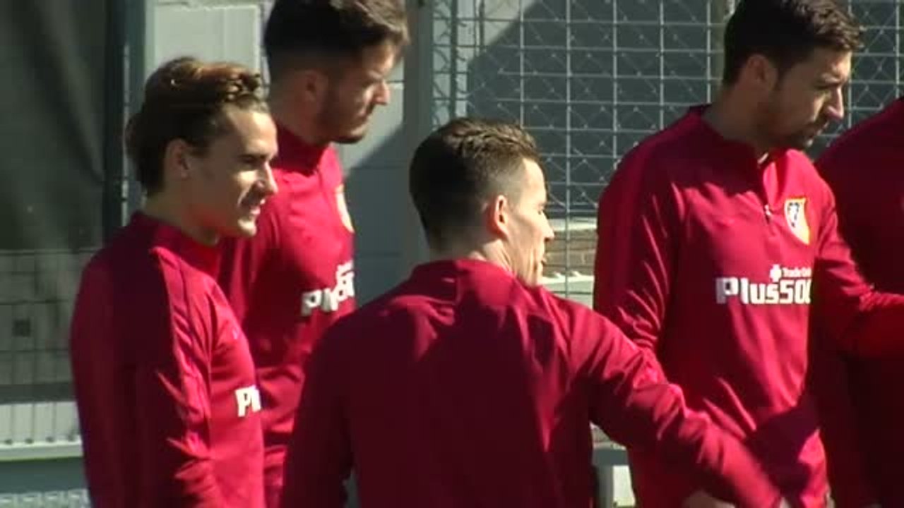Sesión de recuperación en El Cerro del Espino con los titulares del Atlético en la derrota 1-2 ante el Barça