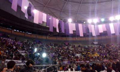 La gente aclama "¡Unidad!" en la Asamblea Ciudadana de Podemos Vistalegre II
