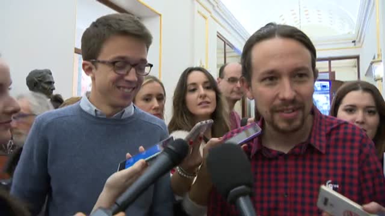 Errejón pone a disposición del partido su puesto de portavoz en el Congreso