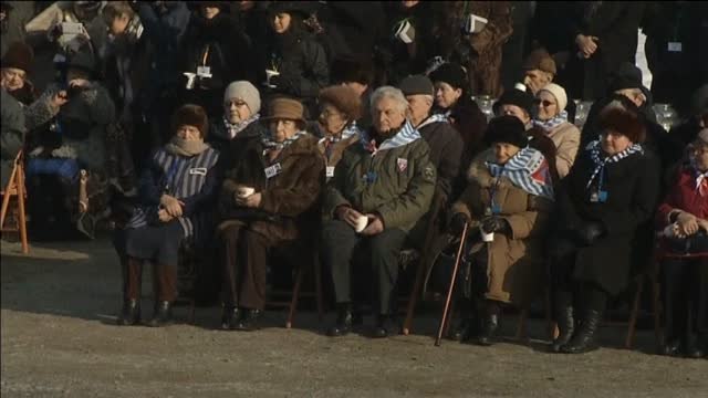 Conmemoración del 72 aniversario de la liberación del campo de concentración de Auschwitz por el Ejército Soviético
