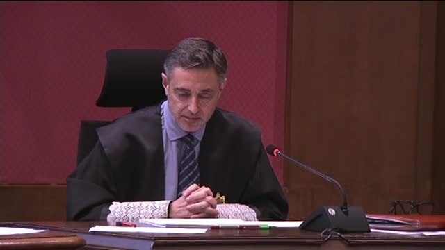 El fiscal del 9N acusa a Mas de articular una estrategia de desafío abierto al TC